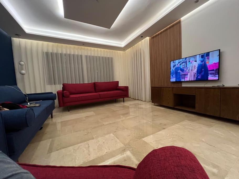 Offering A Fantastic Casablanca